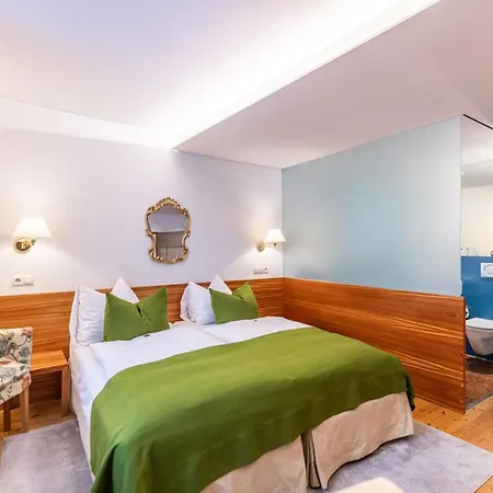 Hotel Wolf 4*