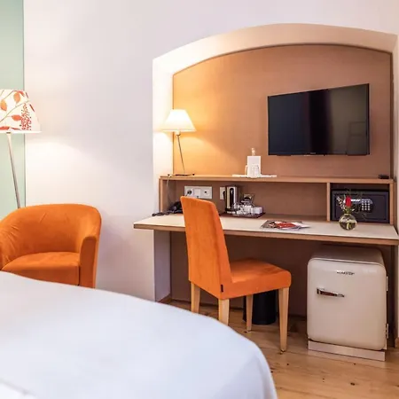 Wolf Hotel 4*