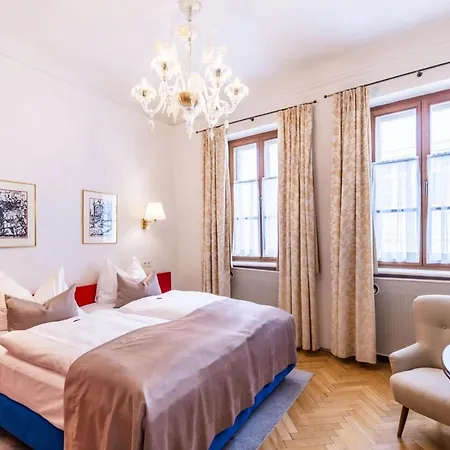 Hotel Wolf 4*