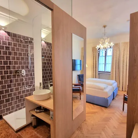 Wolf 4* Salzburg